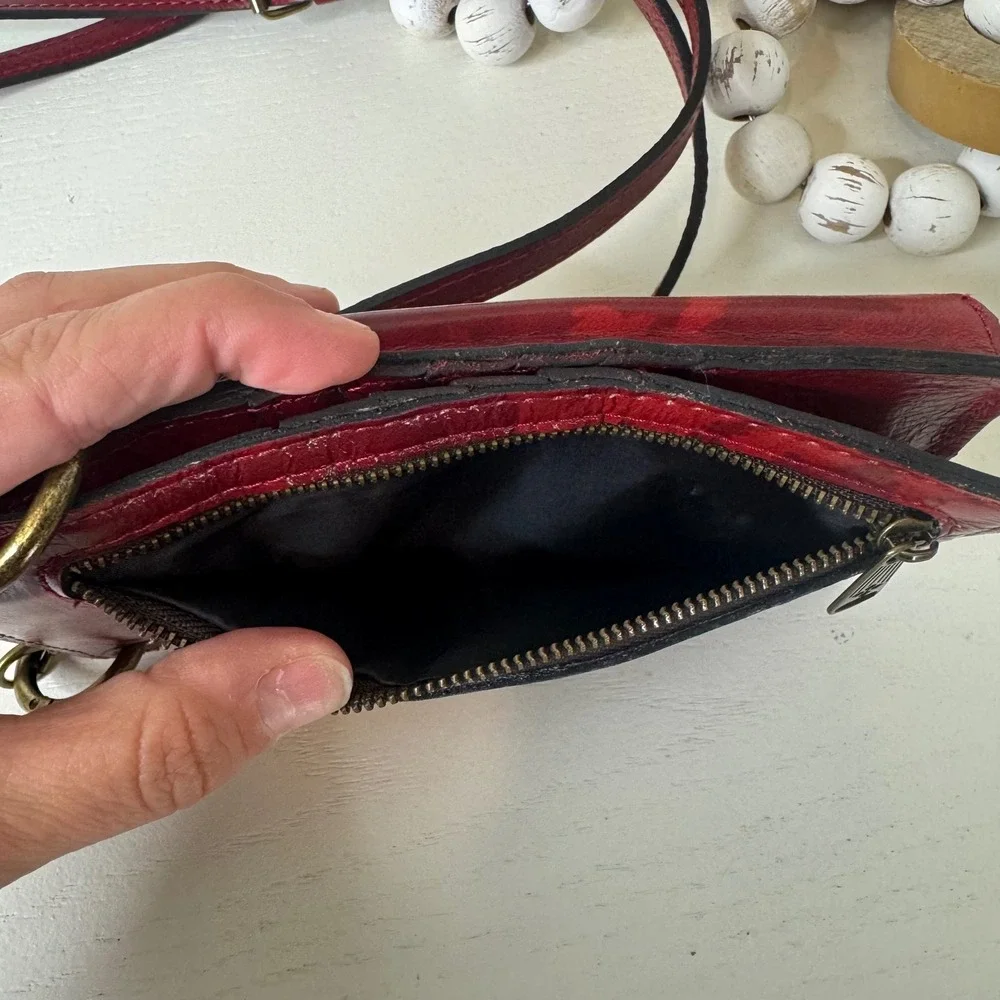 Patricia Nash Red Leather Floral Leaf Crossbody Phone Wallet Bag Antique Brass
